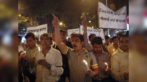 FM finally gives in, to meet protesting jewellers tomorrow