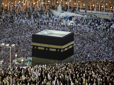 'Issue passports to Haj pilgrims on priority basis' 'Issue passports to Haj pilgrims on priority basis'