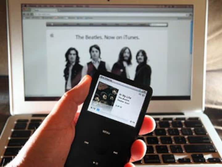 Cleveland motor vehicles dept uses iPod video to encourage organ donation 