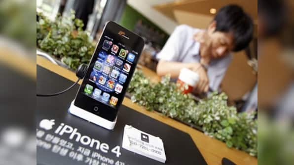 Drop in iPhone sales, boosts AT&T profit