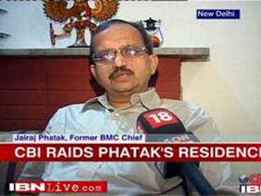 Adarsh scam: Former BMC chief remanded to CBI custody Adarsh scam: Former BMC chief remanded to CBI custody