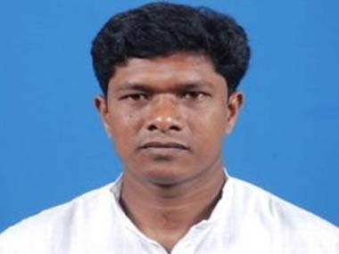 Maoists scale down demand for Hikaka's release Maoists scale down demand for Hikaka's release