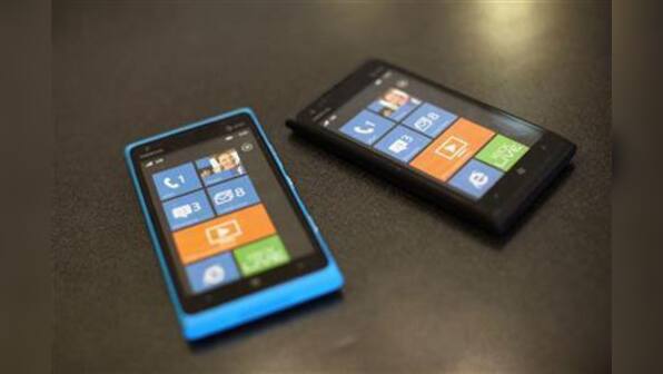 Phew! Nokia fixes Lumia 900  software bug