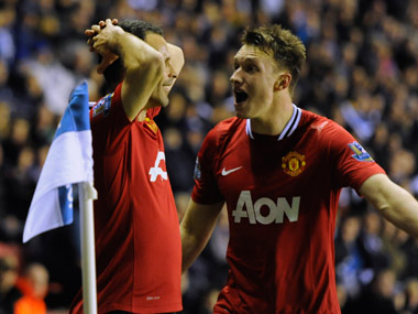 Man United suffer shock loss as victorious City cut gap Man United suffer shock loss as victorious City cut gap
