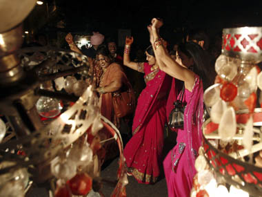 Goodbye gold digger: Modern women seek equals Goodbye gold digger: Modern women seek equals