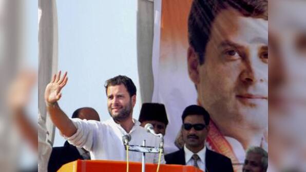 Rahul asks party workers to strengthen base in Maharashtra