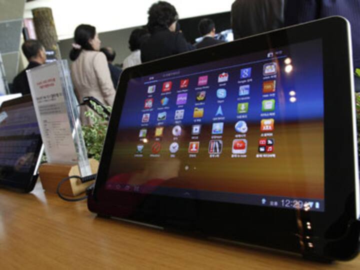 US court sides with Apple on tech terms in case vs Samsung US court sides with Apple on tech terms in case vs Samsung