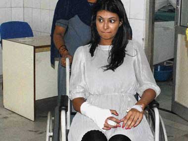 Stunt man hurtles to death, actress injured Stunt man hurtles to death, actress injured