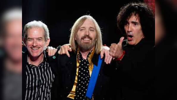 Rocker Tom Petty offers $7500 reward for stolen guitars‎