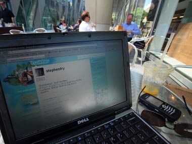 Pakistani Twittersphere abuzz with Gilani conviction Pakistani Twittersphere abuzz with Gilani conviction