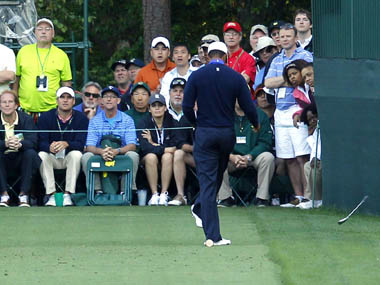 Tiger Woods sorry for Masters club-kicking  Tiger Woods sorry for Masters club-kicking