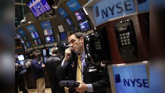 Shaky Wall St next week: any bad news would trigger sell-off