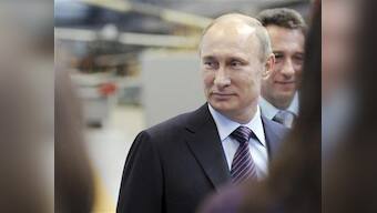 Putin flexes muscle in shunning US-hosted G8 talks