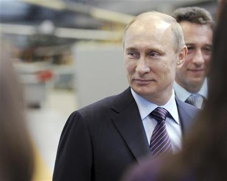 Putin flexes muscle in shunning US-hosted G8 talks Putin flexes muscle in shunning US-hosted G8 talks