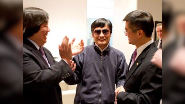 US says it's still trying to help blind Chinese dissident lawyer