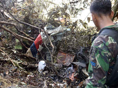 Remains retrieved from Indonesian plane crash  Remains retrieved from Indonesian plane crash