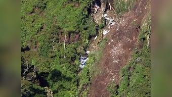 10 bodies recovered from Indonesia plane crash site