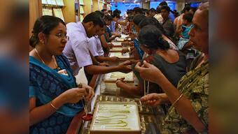 Indians to cut back on jewellery spending in 2012: Fitch