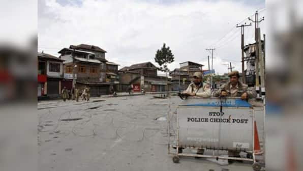 Custodial death of Kashmir school teacher: Shutdown called by separatist group disrupts normal life in Valley