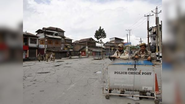 Srinagar bypoll: Separatists call for 2-day strike after clash with security forces kill 7 Kashmiris