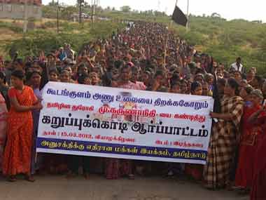 Anti Kudankulam protestors slam safety report Anti Kudankulam protestors slam safety report