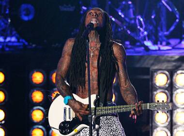 Lil Wayne pulls out of South Carolina concert over security checks; audience demands refund