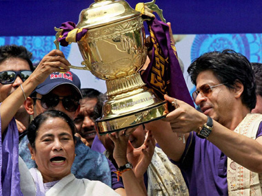 CPI-M questions Mamata's felicitation of KKR CPI-M questions Mamata's felicitation of KKR