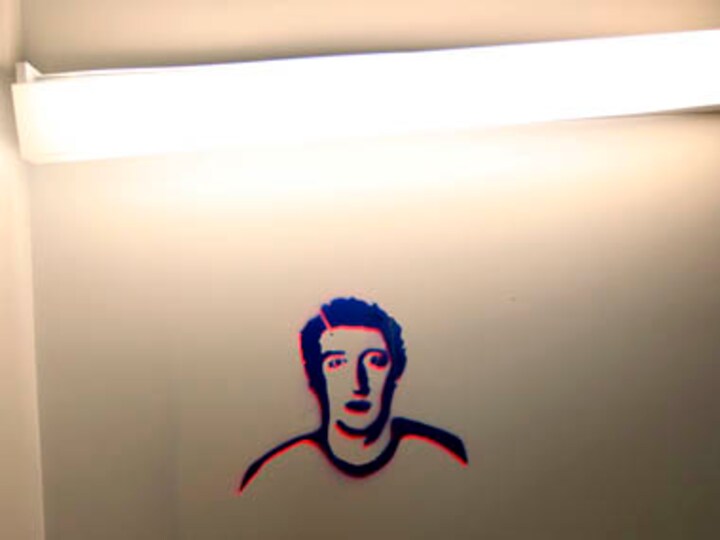 Facebook IPO: Zuckerberg gets less than a $1 bn 