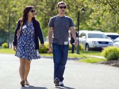 Did Zuckerberg sign a pre-nuptial agreement? Did Zuckerberg sign a pre-nuptial agreement?