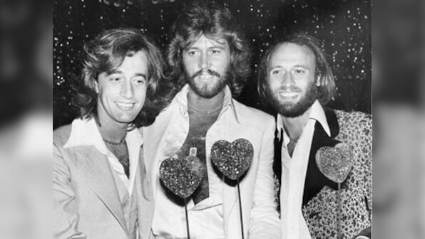 Bee Gees' Robin Gibb dies after long cancer battle
