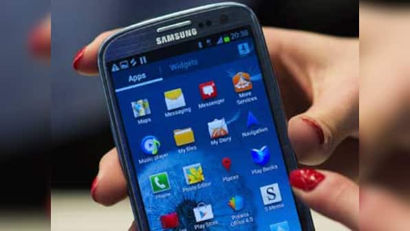 Europe queues up for the Galaxy S III: Is Apple watching? 