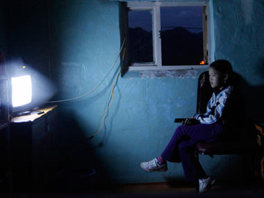 Watching TV linked to unhealthy eating Watching TV linked to unhealthy eating