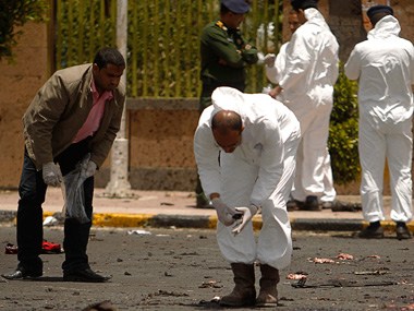 96 dead in Yemen military parade bombing: Sources 96 dead in Yemen military parade bombing: Sources