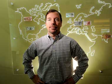 Yahoo CEO's resume lies: Director on hiring committee to quit Yahoo CEO's resume lies: Director on hiring committee to quit