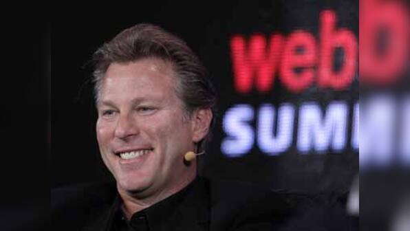 Thompson steps down, Yahoo names Levinsohn interim CEO 