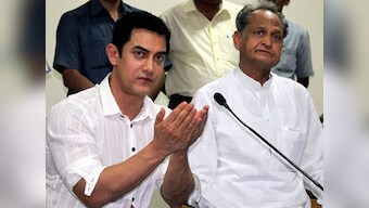 Aamir meets Gehlot on female foeticide issue