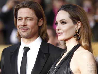 Angelina Jolie hates her engagement ring! Angelina Jolie hates her engagement ring!