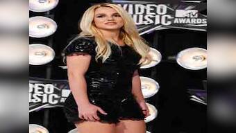 Britney Spears to release two-in-one fragrance