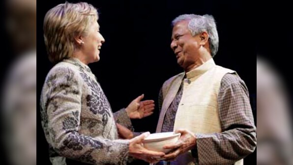 Clinton warns against undermining Grameen Bank 
