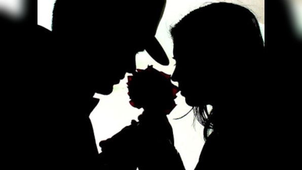 Army major faces court martial for relations with US woman