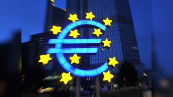 Will tiny Greece bring the mightly eurozone down?