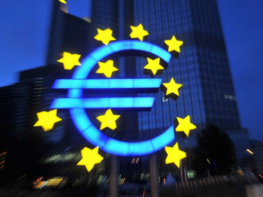 Will tiny Greece bring the mightly eurozone down? Will tiny Greece bring the mightly eurozone down?