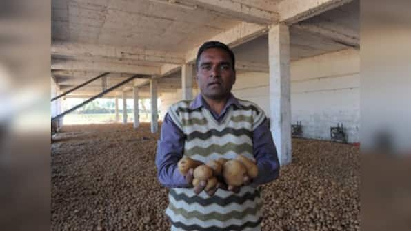 It's the middlemen again: Price of potatoes up 53%, tomatoes 33%