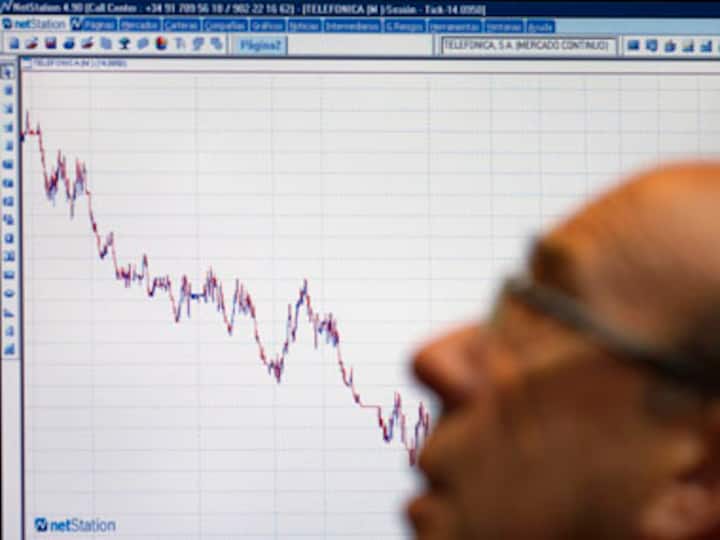 Crisis draws squatters to Spain's empty buildings