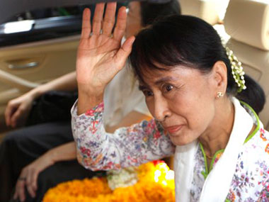 Aung San Suu Kyi steals the show at WEF, Bangkok Aung San Suu Kyi steals the show at WEF, Bangkok