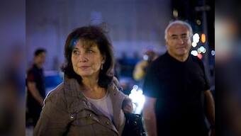 Scientists to develop non-polluting fabric dyes inspired by Peacock feathers