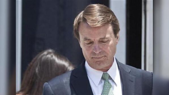 Ex US Senator Edwards acquitted on campaign finance charge