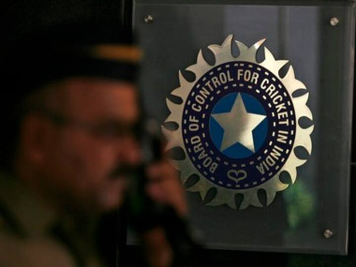 I-T to examine finances of states cricket associations I-T to examine finances of states cricket associations