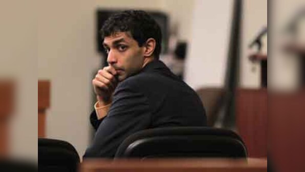 Ravi reports to sheriff's department to begin 30-day jail term