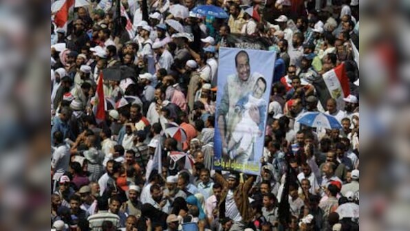 Egyptians storm Presidential candidate Shafiq's campaign office